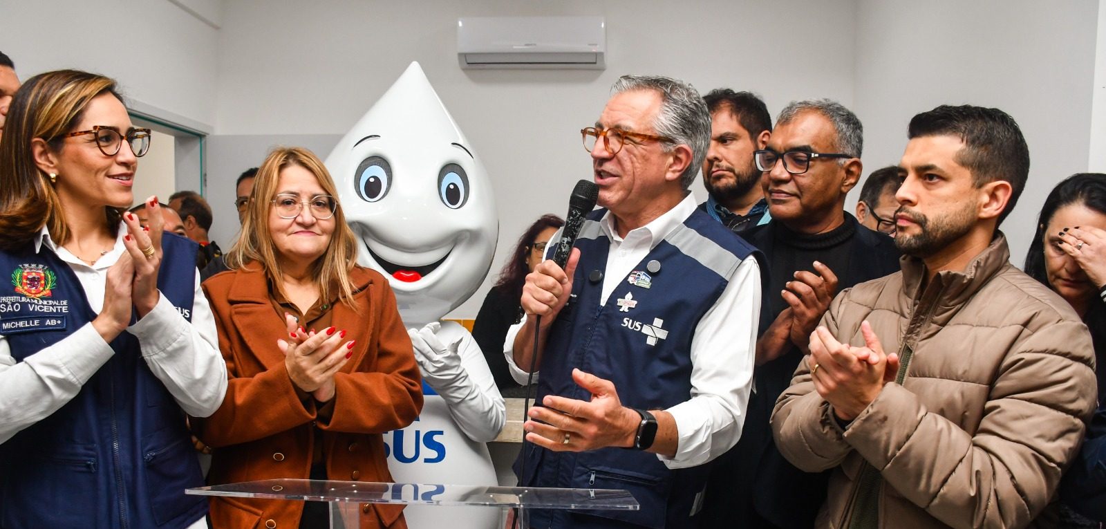 Ministro Alexandre Padilha anuncia novas ambulâncias do SAMU durante visita
