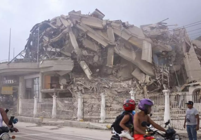 Mundo em alerta!  Cinco fortes terremotos em menos de 24 horas