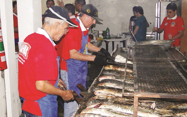Festa da Tainha movimenta Guarujá a partir deste sábado (4)