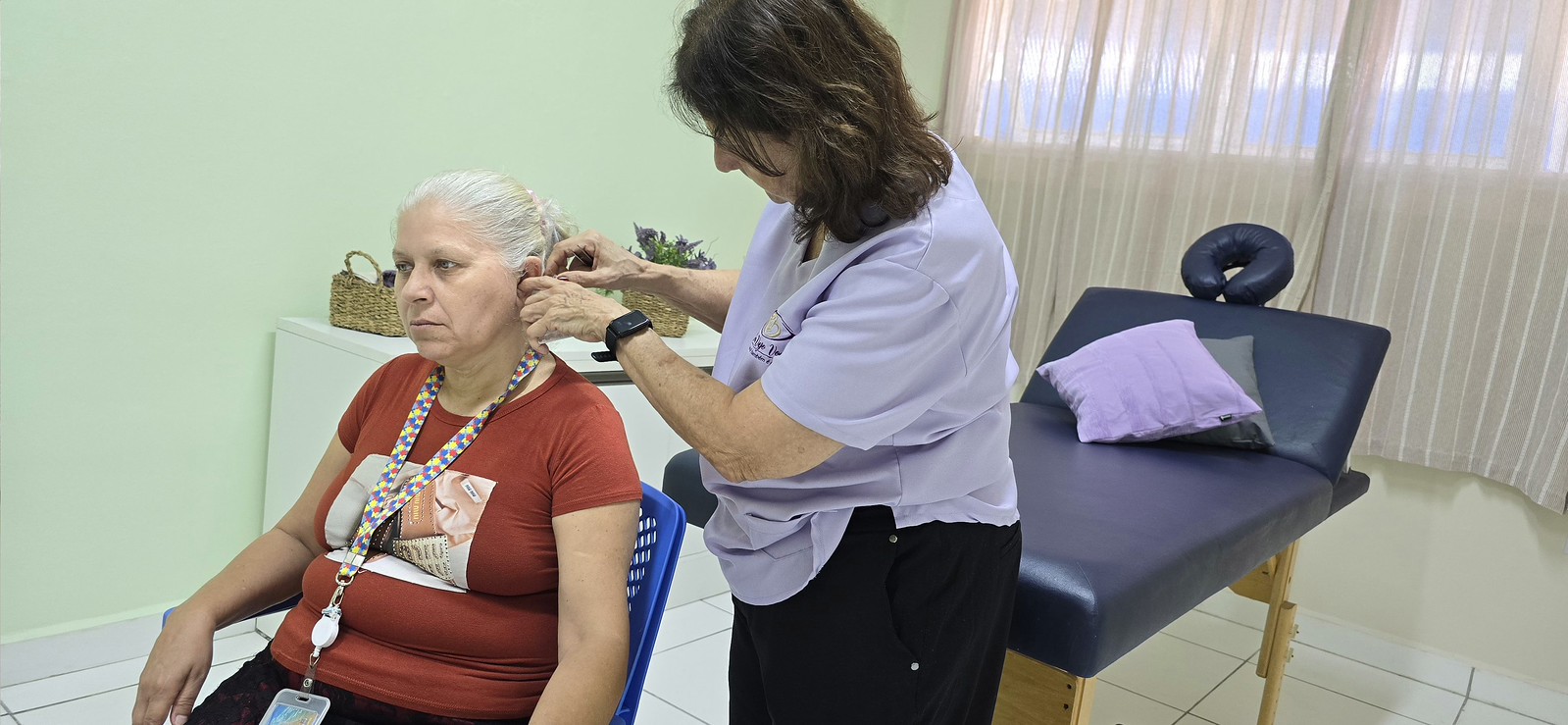 Terapia integrativa oferecida pelo Projeto Eu Vejo Você em Guarujá